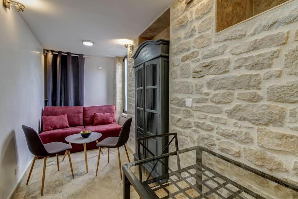 La Cachette - Topdestination-Dijon - Centre Ville - Classe 3 Etoiles Kültér fotó