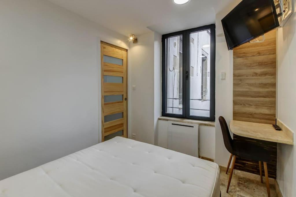 La Cachette - Topdestination-Dijon - Centre Ville - Classe 3 Etoiles Kültér fotó
